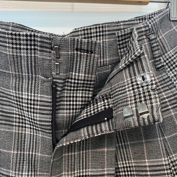 GARAGE Baggy Plaid Trousers - Picture 1 of 6